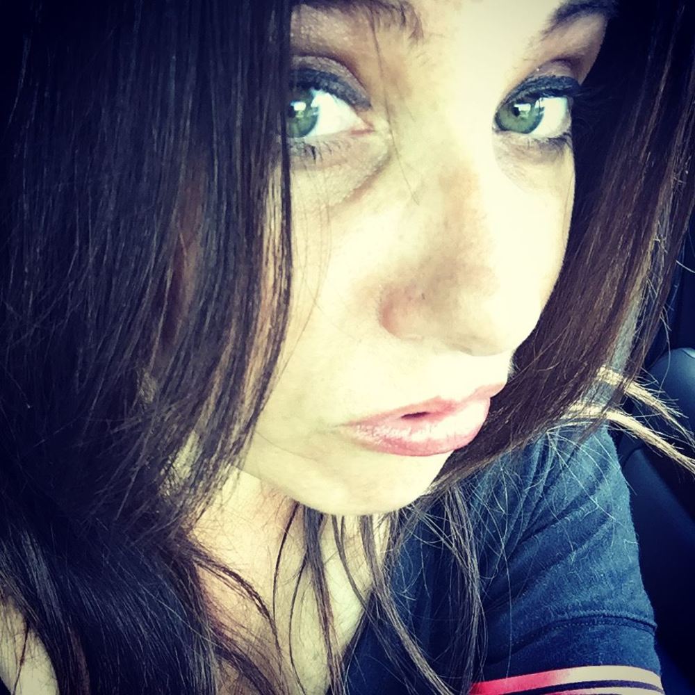 Meet your Posher, Ami